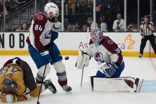 NHL | Nečas si o Stanley Cup nezahraje. Colorado vypadlo s Hertlovým Vegas - Sport.cz